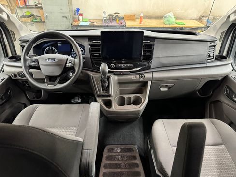 Used 2023 Ford Transit 350 XLT RWD image 17