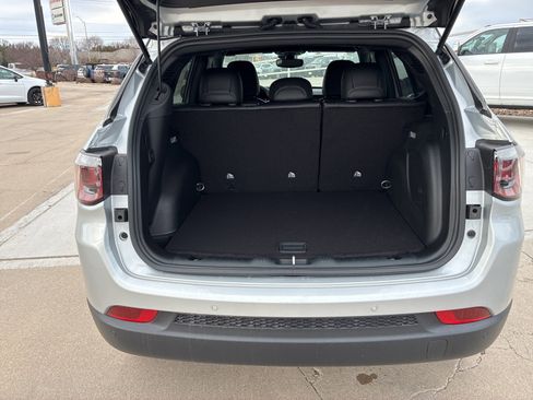 New 2026 Jeep Compass Limited w/ Sun, Sound & Navigation Group image 5