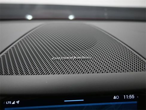 Used 2023 Volvo XC60 B5 Ultimate image 31