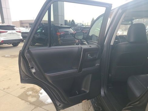 Used 2021 Toyota 4Runner TRD Off-Road Premium w/ Moonroof Package image 14