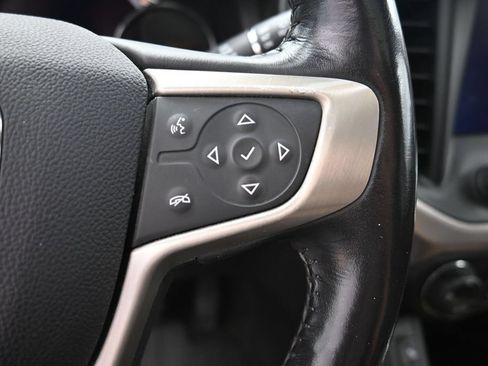 Used 2018 GMC Acadia Denali w/ Technology Package AWD/4WD image 20