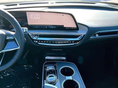 Certified 2024 Cadillac Lyriq Sport image 9