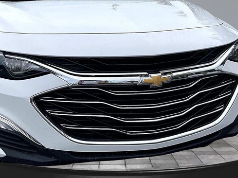 Used 2023 Chevrolet Malibu LS FWD image 34