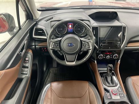 Used 2022 Subaru Forester Touring image 11