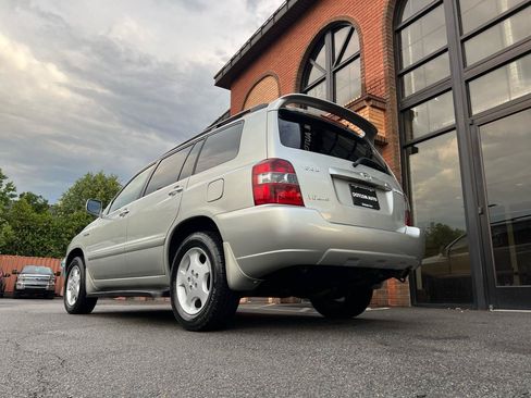Used 2004 Toyota Highlander 4WD V6 image 7