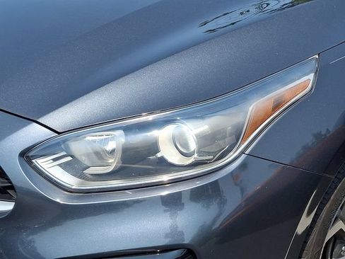 Used 2019 Kia Forte LXS FWD image 7