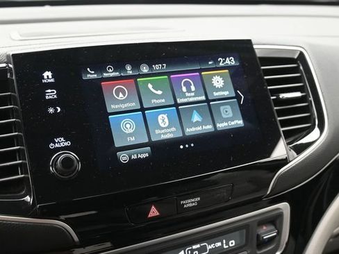 Used 2019 Honda Pilot Touring image 17
