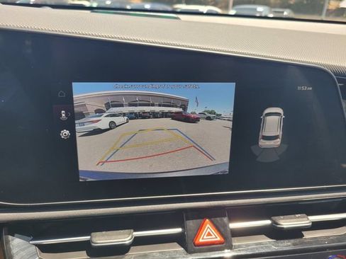 Used 2023 Kia Niro EX FWD image 20