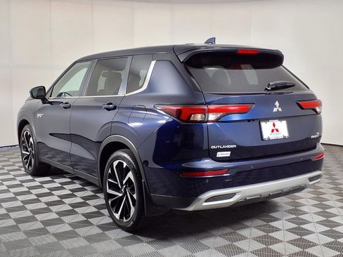 Used 2024 Mitsubishi Outlander SE AWD/4WD image 4