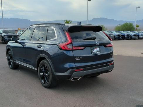 Used 2024 Honda CR-V Sport Touring image 5