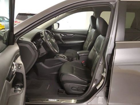 Used 2014 Nissan Rogue SL AWD/4WD image 12