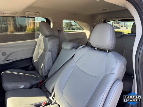 Used 2024 Toyota Sienna XLE image 12