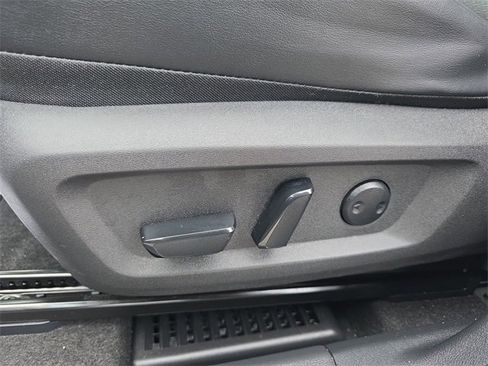 Certified 2022 Nissan Rogue SV w/ SV Premium Package image 12