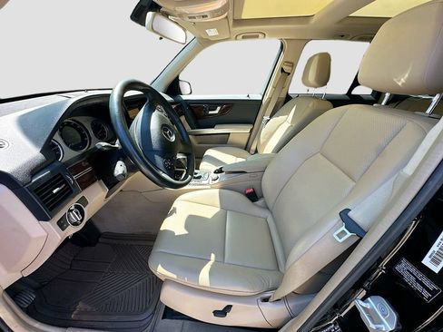 Used 2012 Mercedes-Benz GLK 350 2WD image 18