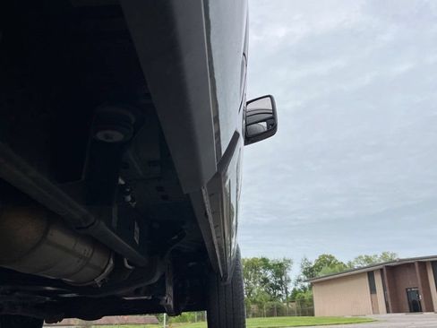 Used 2024 RAM 2500 Tradesman w/ Chrome Appearance Group AWD/4WD image 14