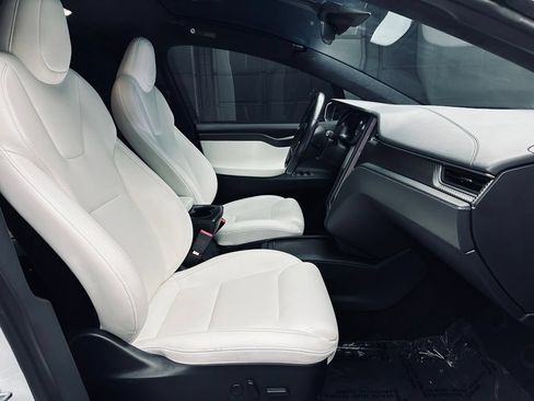 Used 2020 Tesla Model X Performance AWD/4WD image 19