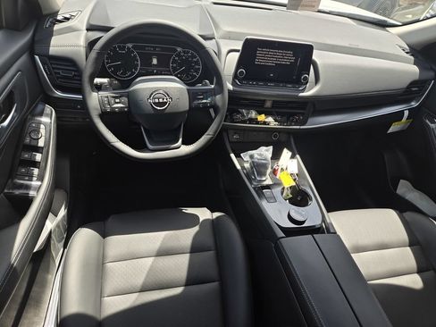 New 2026 Nissan Rogue Dark Armor AWD/4WD image 10
