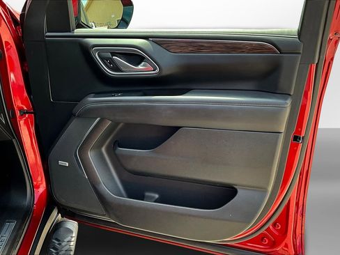 Used 2021 Chevrolet Tahoe Z71 image 27