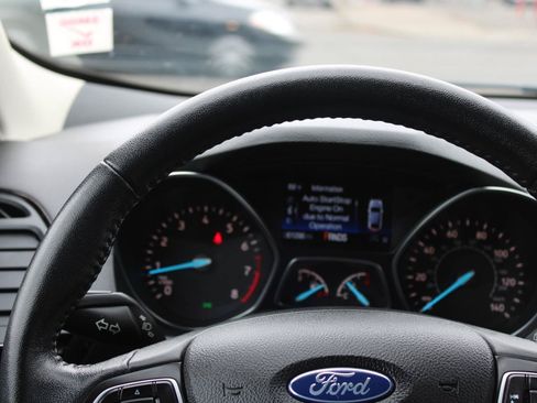 Used 2018 Ford Escape SEL AWD/4WD image 9