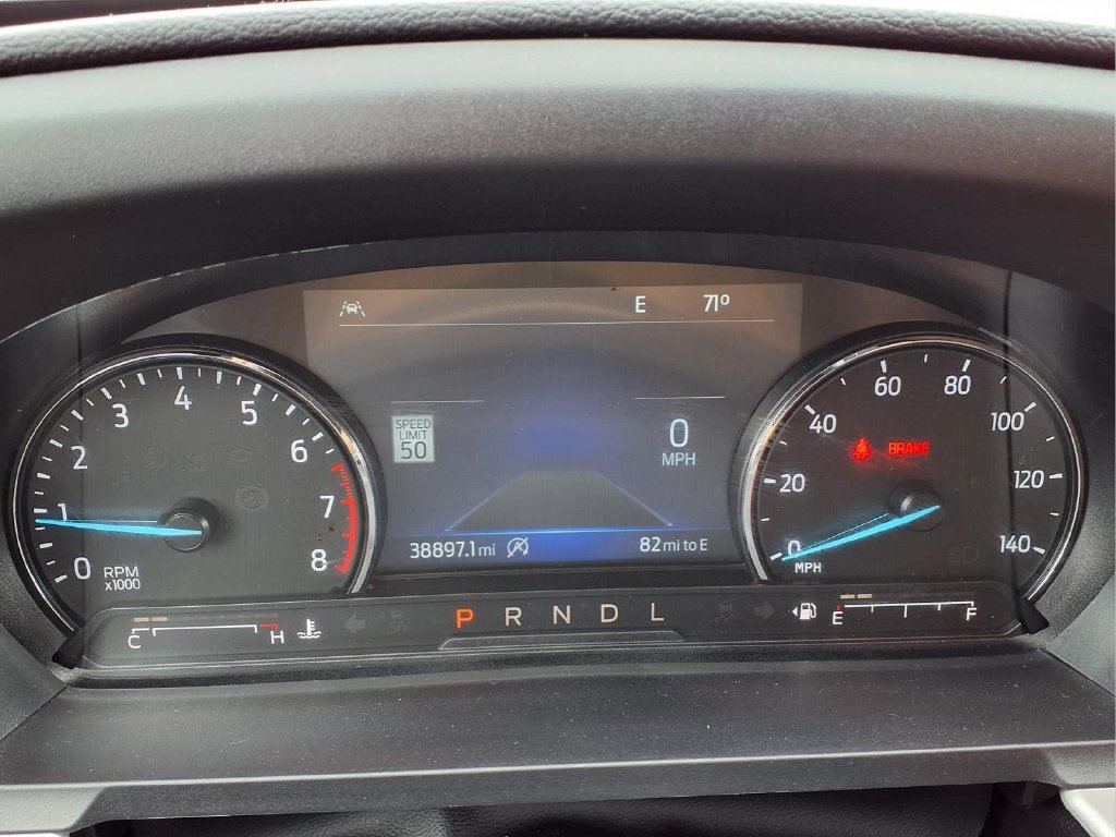 Used 2023 Ford Explorer XLT w/ Equipment Group 202A AWD/4WD image 16