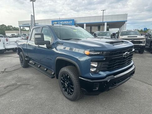 New 2026 Chevrolet Silverado 2500 Custom w/ Custom Value Package AWD/4WD image 1