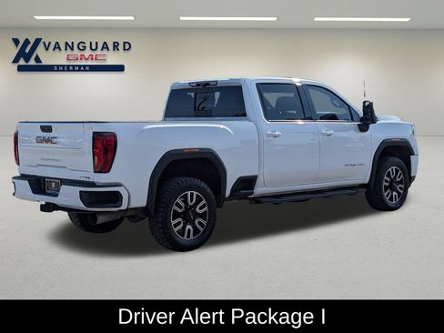 Used 2022 GMC Sierra 2500 AT4 w/ AT4 Premium Plus Package AWD/4WD image 7