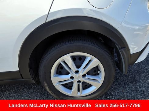 Used 2025 Nissan Kicks Play S FWD image 12