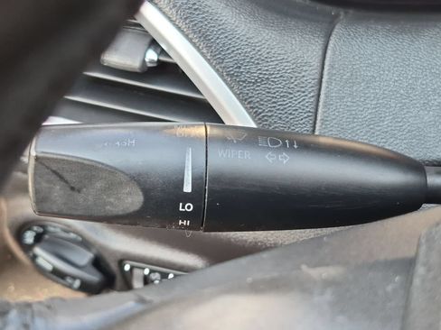 Used 2013 Dodge Dart SXT FWD image 25