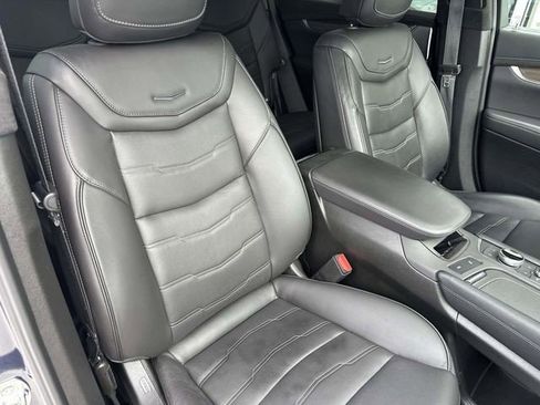 Certified 2025 Cadillac XT6 Premium Luxury w/ Platinum Package AWD/4WD image 22