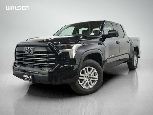 Used 2026 Toyota Tundra SR5 w/ SR5 Convenience Package AWD/4WD image 1