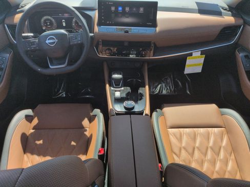 New 2026 Nissan Rogue SV image 10