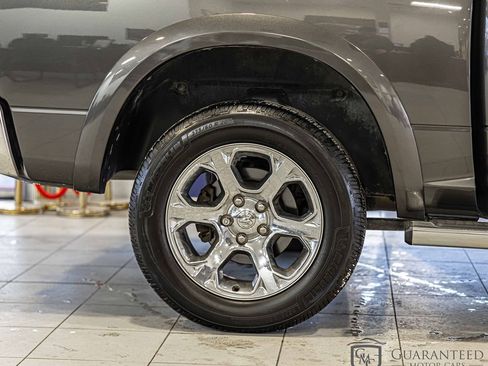 Used 2016 RAM 1500 Laramie w/ Convenience Group image 9