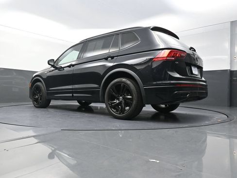 Used 2024 Volkswagen Tiguan SE R-Line AWD/4WD image 25