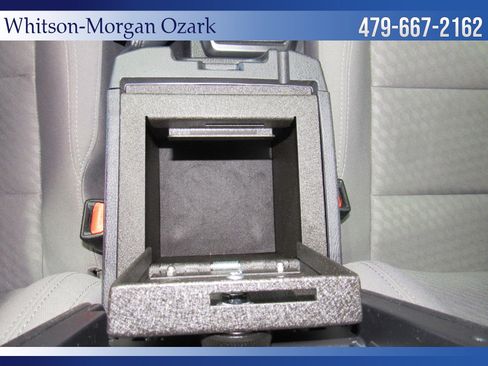 Used 2022 Toyota Tacoma SR image 48