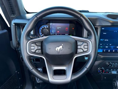 Used 2023 Ford Bronco Outer Banks w/ Sasquatch Package image 13
