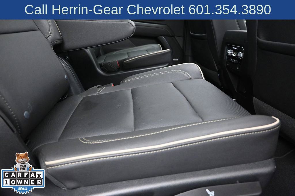 Used 2023 GMC Yukon SLT w/ SLT Premium Package RWD image 22