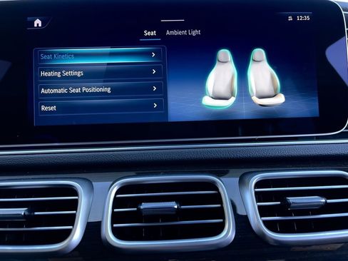 Certified 2025 Mercedes-Benz GLE 450e 4MATIC image 30