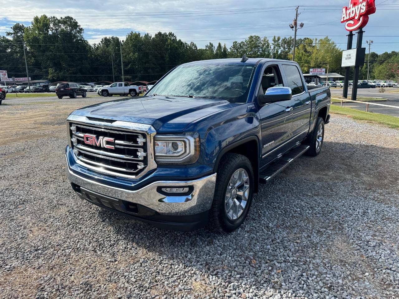 Used 2018 GMC Sierra 1500 SLT w/ SLT Premium Package AWD/4WD image 5