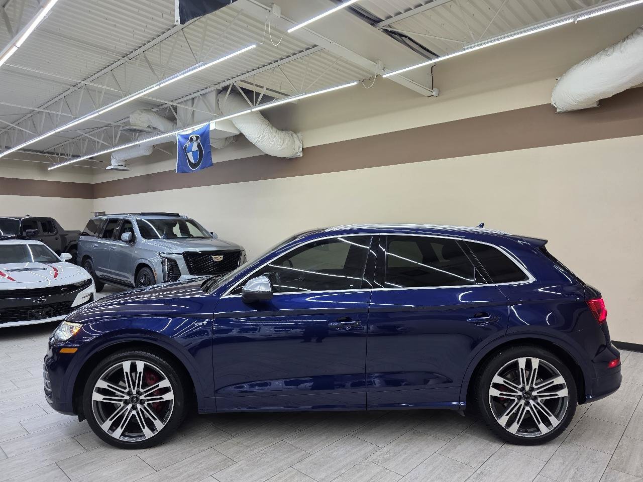 Used 2018 Audi SQ5 Prestige AWD/4WD image 9