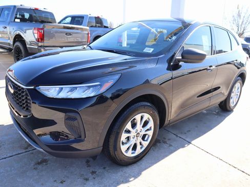 New 2026 Ford Escape Active w/ Tech Pack #1 FWD image 12