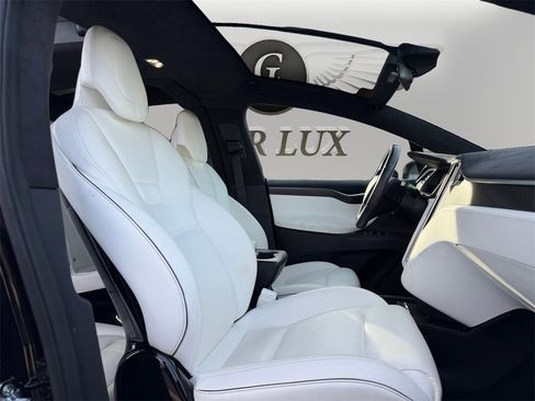 Used 2016 Tesla Model X P90D image 14