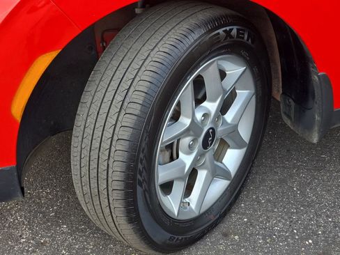 Used 2024 Kia Soul LX w/ Option Group 015 image 34