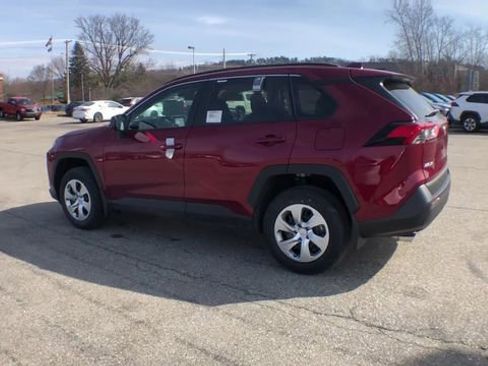 Used 2019 Toyota RAV4 LE AWD/4WD image 6