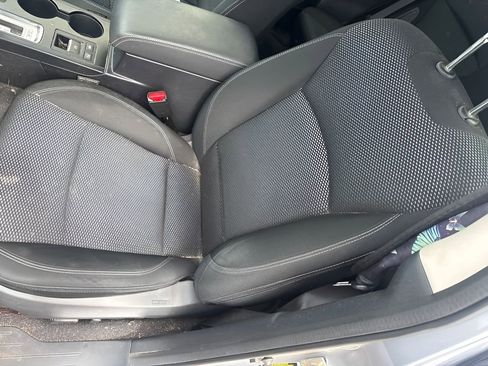 Used 2019 Subaru Outback 2.5i Premium AWD/4WD image 12