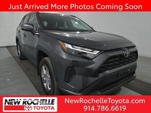Used 2025 Toyota RAV4 XLE w/ Convenience Package image 1