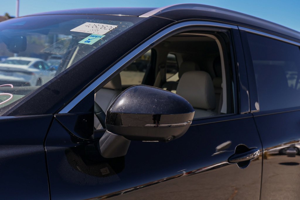 Used 2023 Nissan Rogue SL w/ SL Premium Package FWD image 13