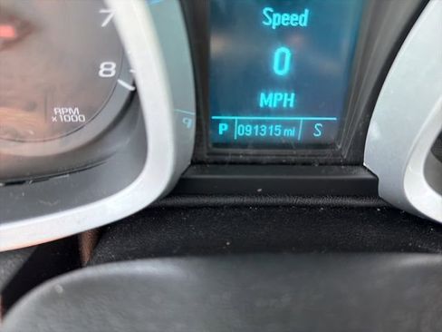 Used 2017 Chevrolet Equinox Premier w/ Enhanced Convenience Package image 41