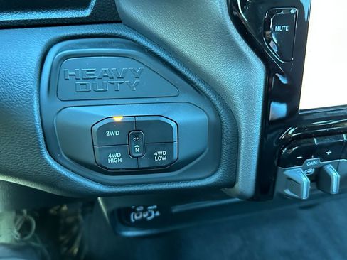 New 2026 RAM 2500 Big Horn AWD/4WD image 28