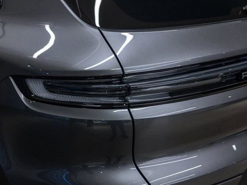 New 2026 Porsche Cayenne E-Hybrid AWD/4WD image 23