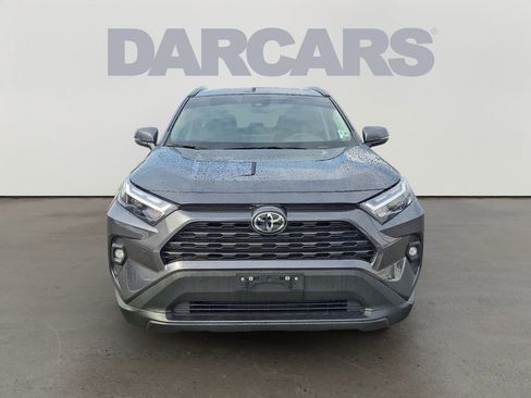 Used 2023 Toyota RAV4 XLE Premium image 2